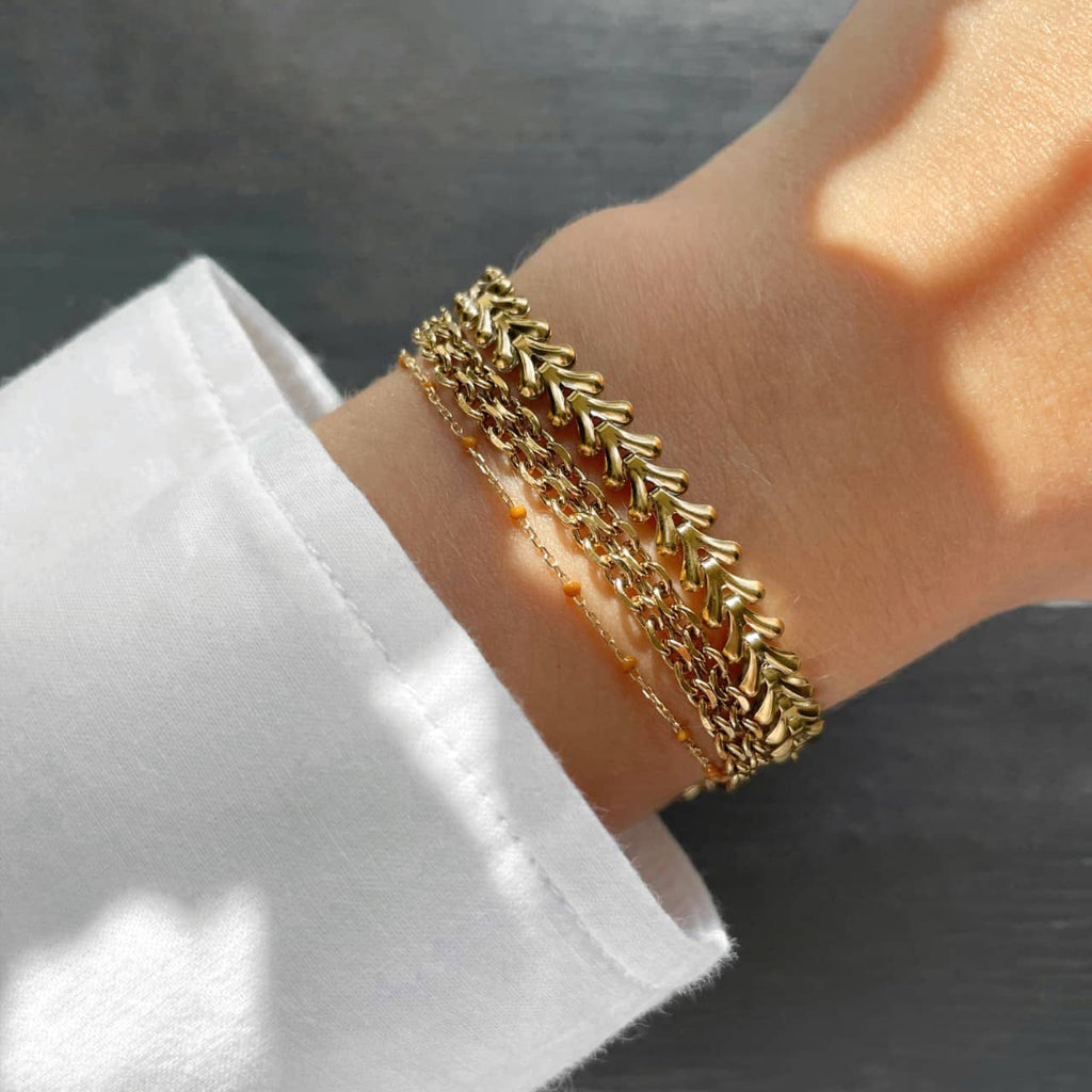 betaalbare gouden armbanden set